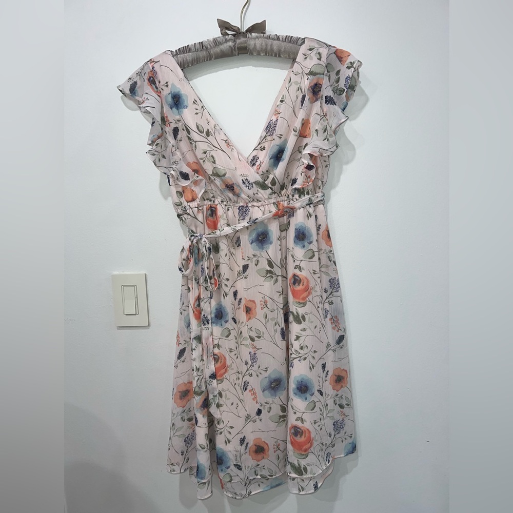 Jesica Simpson floral maternity dress size small